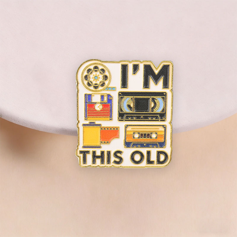 I'm This Old Badge Cartoon Ret - Reel Bag ulasan dan harga
